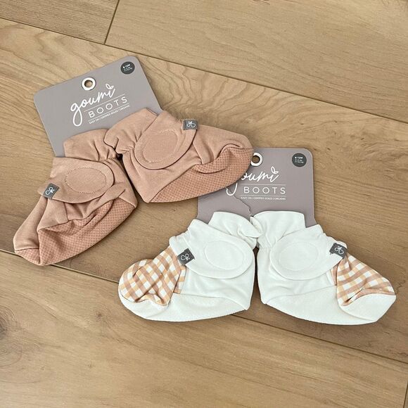 NWT Goumi Kids Baby Boots Set Sandstone Picnic SZ 6-12 mo Bamboo Booties Tan - Picture 1 of 2